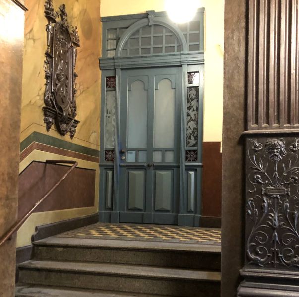 Eingang zur Lungenfacharztpraxis Caroline Osgyan-Funk 